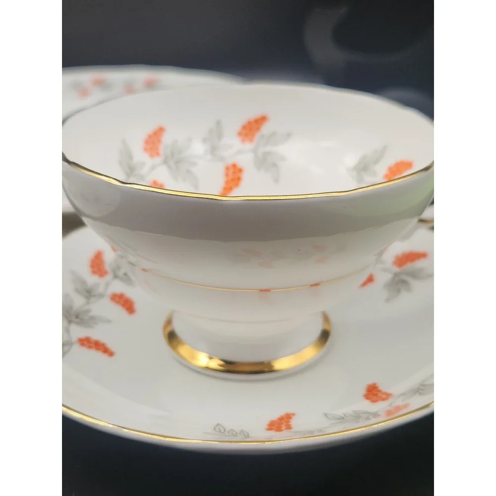 Set Of 2 Tea Cups, Saucers, Salad Plates Crown Staffordshire England Bone China